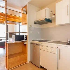 laltitude-appartement-avec-balcon-au-pied-des-pistes.midi-pyreneeshotels.com/