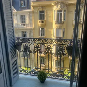  Appartement Les Fleurs Astoria