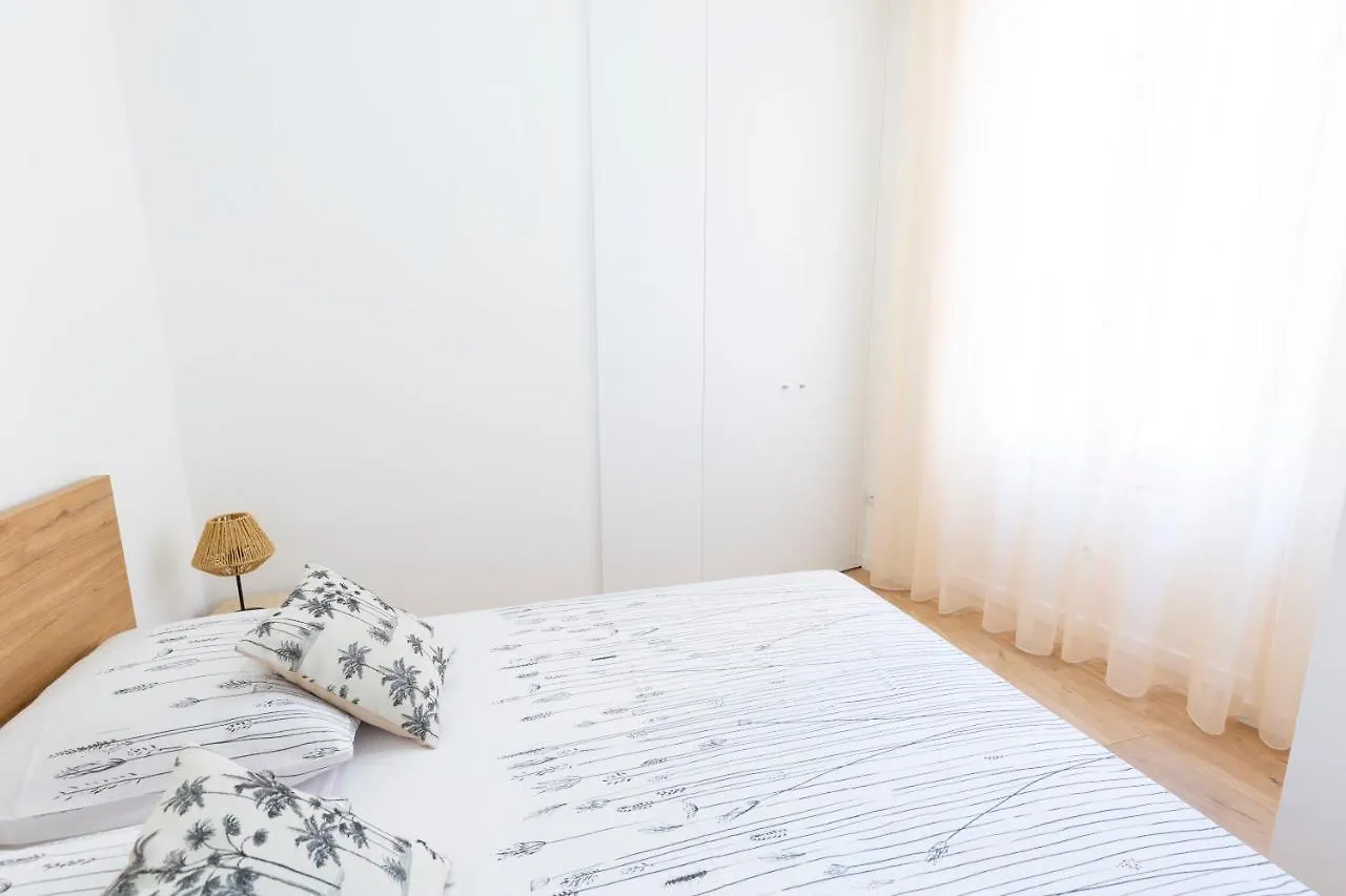 Appartement Marne II - 3 Pieces - Parking - Carre D'Or Menton France